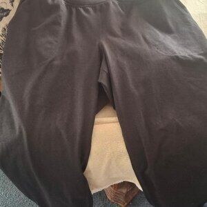 NWOT OLD NAVY BLACK  CLOUD COMFORT JOGGER PANTS WOMENS SIZE LARGE